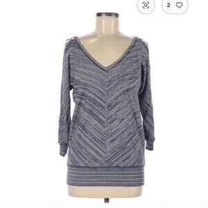 White House Black Market Blue 3/4 Sleeve Top Size M